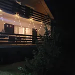 Widny Jas Zaprasza Z Psem Nad Jezioro Na Kaszuby
