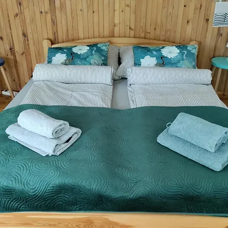 Holiday home Widny Jas Zaprasza Z Psem Nad Jezioro Na Kaszubach Suleczyno